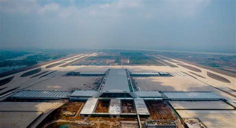 亚洲首个专业货运机场——鄂州花湖机场今天正式投运 - 要闻 - 安徽财经网