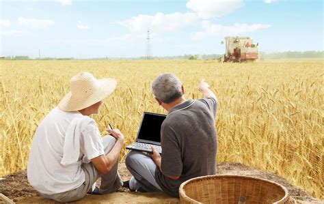先进农业参考，我国未来农业应该是高科技行业！