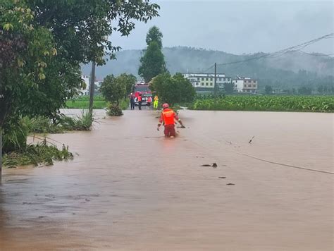 江西乐平洪水受灾面积达70平方公里 4万余人转移|乐平|渡镇|洪水_新浪新闻