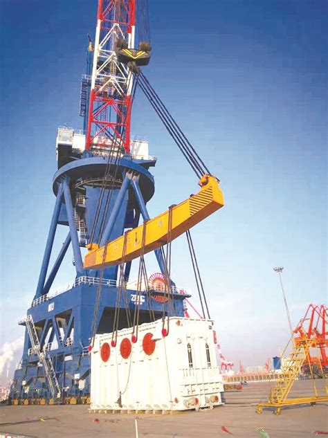 营口港刷新大件设备装船纪录 第A2版:地方工业 20210113期 中国工业报