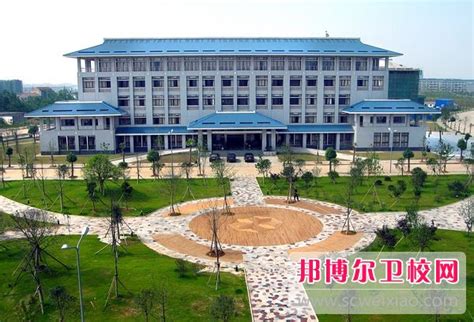湖北中医药大学2024年招生办联系电话_邦博尔卫校网