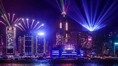 阔别3年，香港跨年烟火汇演将回归-大河新闻