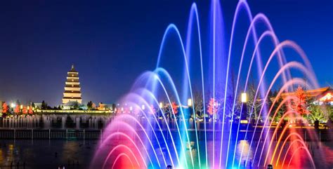 亚洲最大的矩阵喷泉广场——大雁塔音乐喷泉