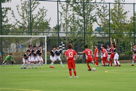 2019年上海市大学生足球联盟杯比赛在我校举行