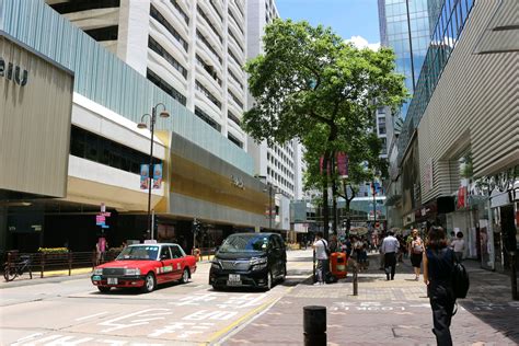 2024海港城（英文：Harbour City）位于香港九龙尖沙咀，是香港最大面积的购物中心，也是西九..._海港城-评论-去哪儿攻略