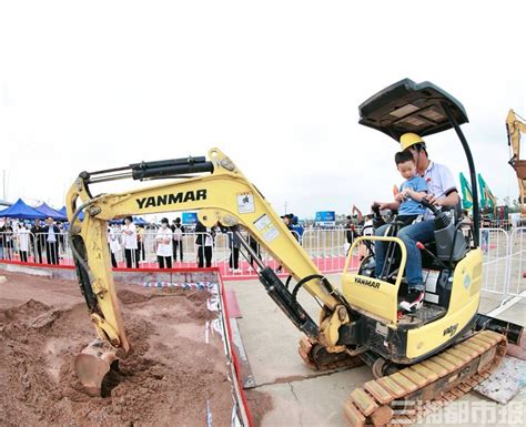 挖掘机10大高难度技术(7)——如何修坡？|工程机械介绍|广州永利工程机械设备有限公司