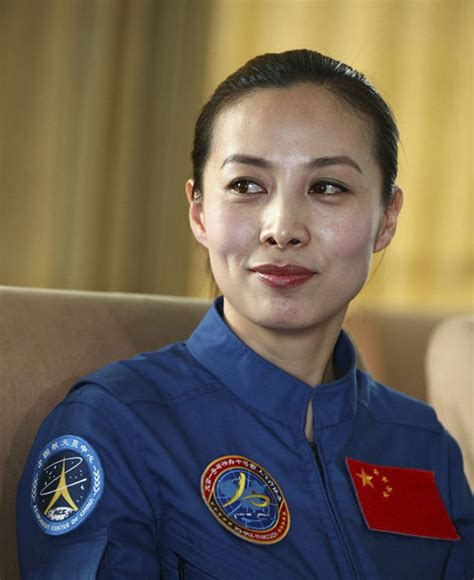 中国培养空军女飞行员数量世界第一 两名女航天员升空_军事航空_资讯_航空圈