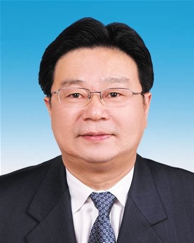 蔡奇出席北京大学第十四次党代会开幕式，要求在中国特色世界一流大学建设上立标杆作表率