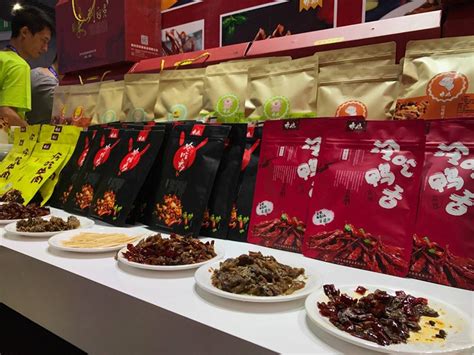 自贡25家食品企业在西博会展现“盐帮味”--自贡市图书馆