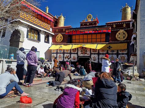 西藏布达拉宫广场等公共场所正常开放|拉萨市|布达拉宫|西藏_新浪新闻