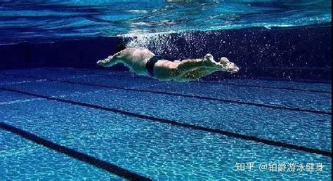 蛙泳正确换气，如何掌握呼吸训练，跑了游泳更省力_腾讯视频