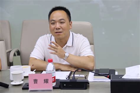 云南省红河州个旧市人民政府领导一行参观调研中科大脑