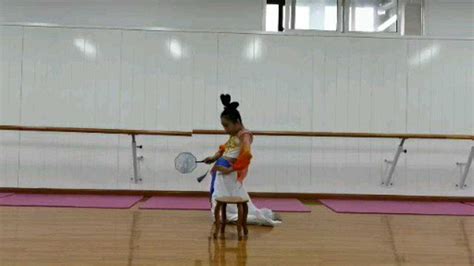 中国古典舞扇子舞《豆蔻梢头》_腾讯视频