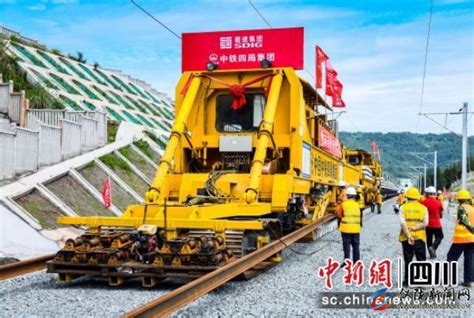 汉巴南铁路仪陇段3月底启动铺轨施工