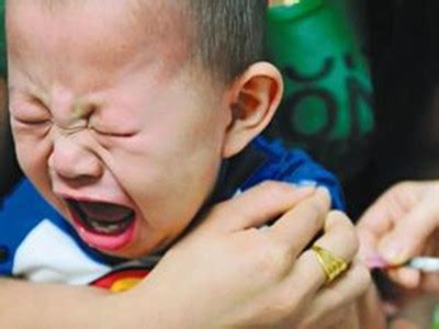 婴儿哭泣摄影图__儿童幼儿_人物图库_摄影图库_昵图网nipic.com