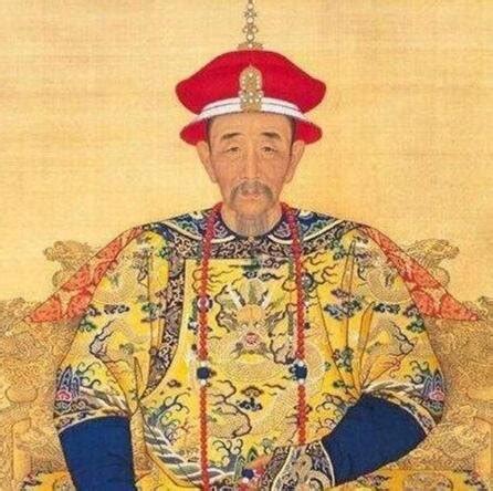 同为清朝皇帝，为何我们称呼皇太极时用名字，称呼康熙时用年号？