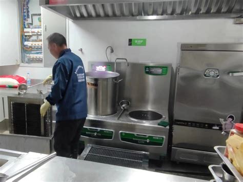 酒店厨房油烟机清洗设备厂家 高压清洗机-环保在线