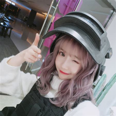 吃鸡头像甜美女生
