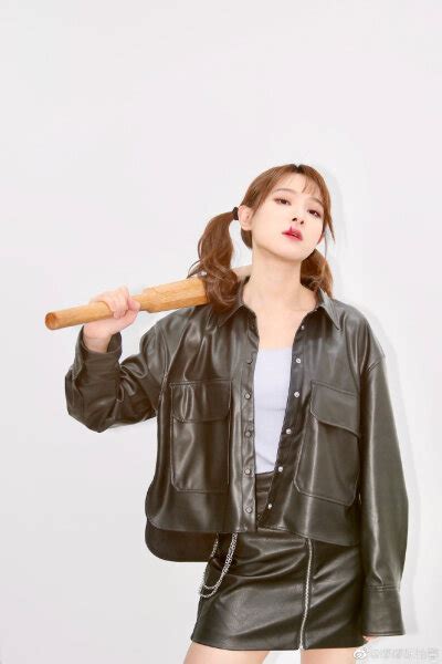 陈怡馨头像图片
