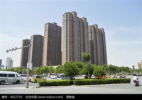 十字街道旁的住宅楼群高清图片下载_红动中国