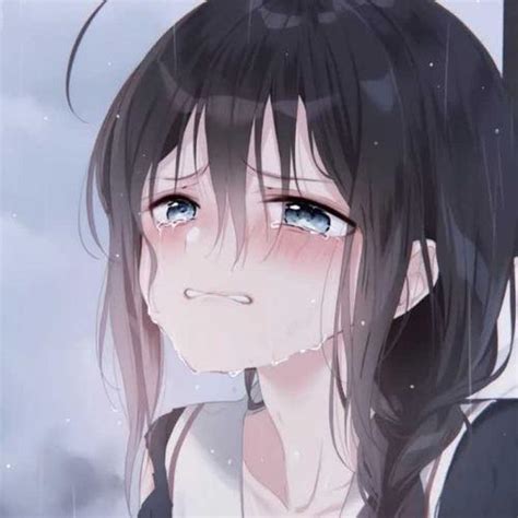 温柔爱哭的头像女生