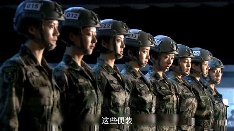 美国女兵确实给力上将登上海军军舰，女兵的敬礼非常标准_电影_高清1080P在线观看平台_腾讯视频