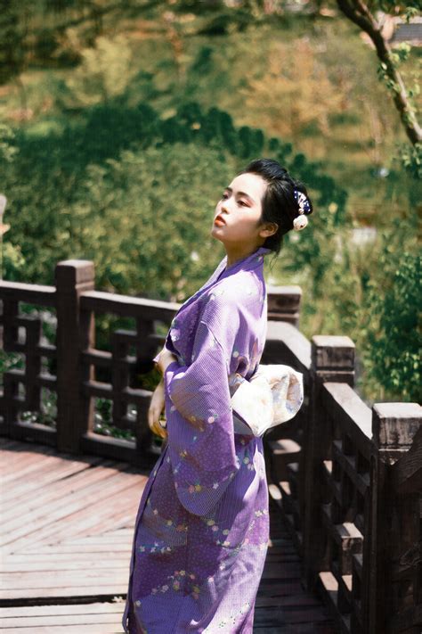 日本国民美少女拍和服写真迎新年 穿和服亮相颜值谁更高？|和服|美少女|国民_新浪新闻