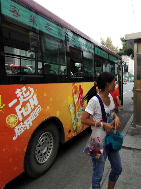 长春77路公交新增设裕民路站点 暖心棉坐垫获好评-中国吉林网