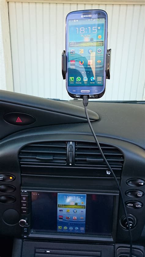 MirrorLink mit einem Android Autoradio und einem Smartphone