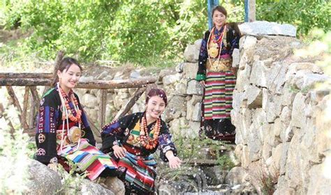 藏民地: 你了解多少西藏女人美女身上的精致