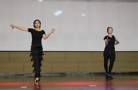 《万疆》#少儿舞蹈完整版 #桃李杯搜星中国广东省选拔赛舞蹈系列作品_腾讯视频