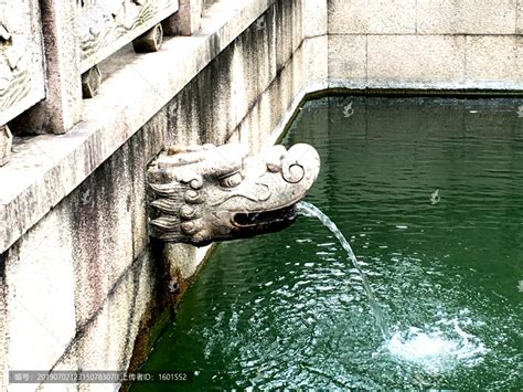 故宫“九龙吐水”景观再现：精妙的排水系统使故宫地面没有积水-闽南网
