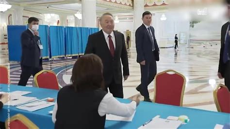 托卡耶夫连任哈萨克斯坦总统_凤凰网视频_凤凰网