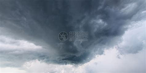 深雷暴云地面天气多云灰色气象警告天空气候风暴破坏性高清图片下载-正版图片320746385-摄图网