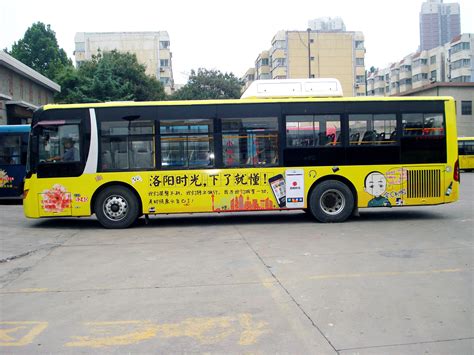 城市公交车身广告都有哪些类型？-媒体知识-全媒通