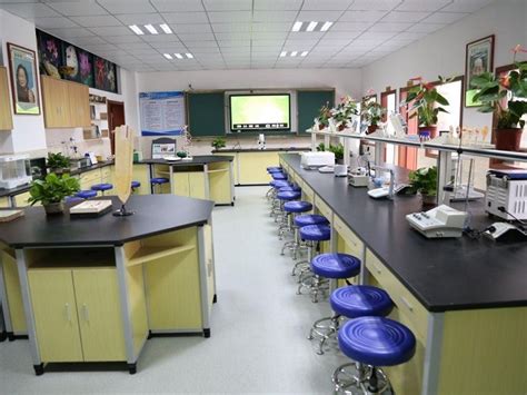 实验室简介-河南省多酸化学重点实验室