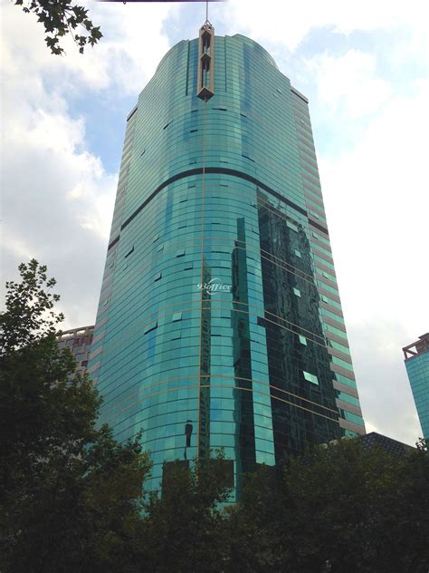 香港广场写字楼出租-九三办公室租赁