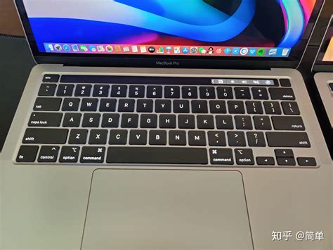 MacBook Pro 2018 的键盘能用吗？_凤凰网