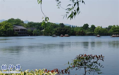 杭州一日游必去的十大景点排行榜 西湖更是杭州的标志存在 - 国内旅游