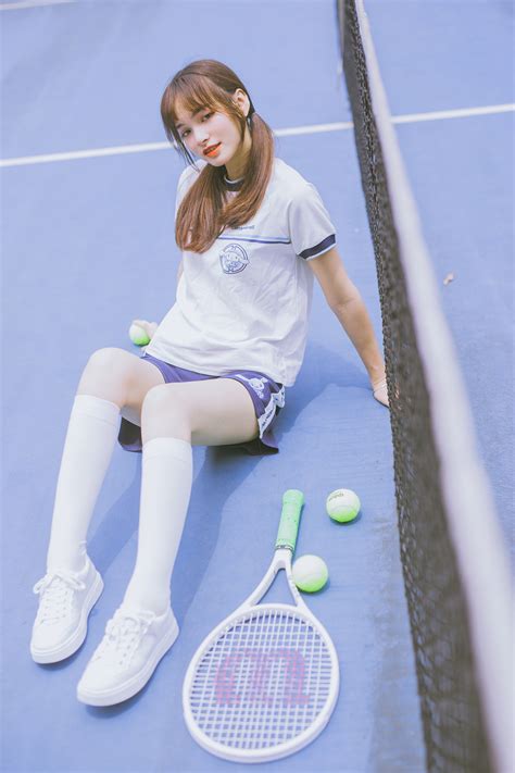 甜美活力网球美女少女图片 - 25H.NET壁纸库