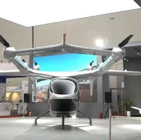 峰飞携盛世龙自动驾驶载人飞行器亮相珠海航展-世展网