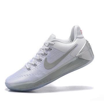 科比战靴 Nike Huarache 2K4 将于明年复刻发售 球鞋资讯 FLIGHTCLUB中文站|SNEAKER球鞋资讯第一站