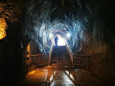 河北保定满城汉墓旅游航拍_3840X2160_高清视频素材下载(编号:5747453)_实拍视频_光厂(VJ师网) www.vjshi.com