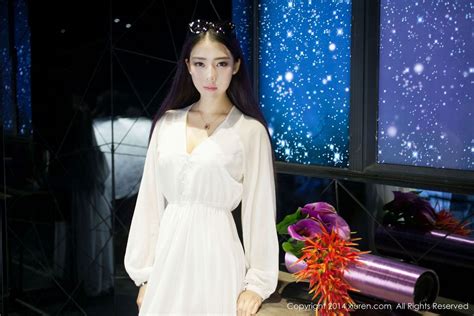 [XiuRen秀人网] 特级女神梦娜Vanessa - 一袭白衣款款而来性感写真 No.131(2) - 美图131