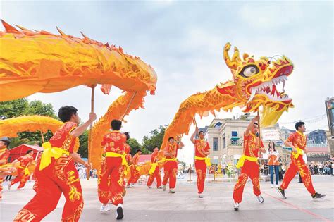 Dragon Dance - Long Bay College