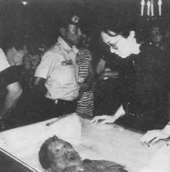1983年8月21日菲律宾著名人物贝尼尼奥·阿基诺遇刺身亡 - 历史上的今天