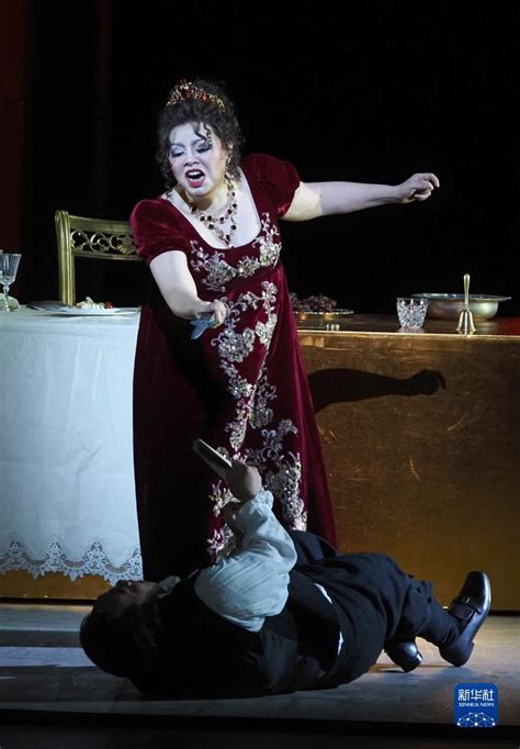 2008 | 意大利经典歌剧《托斯卡》整体时装设计_戏服设计_郭培-玫瑰坊