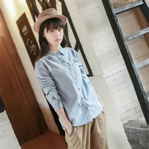 柚子美衣春装日系娃娃领钩花宽松棉衬衫衬衣图片