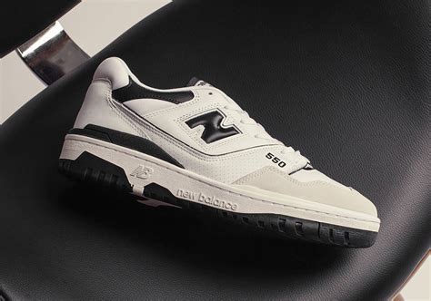 New Balance 550 White/Navy BB550WA1 | SneakerNews.com
