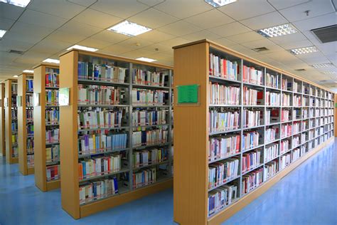 龙湖校区图书馆开放试运行-图书馆
